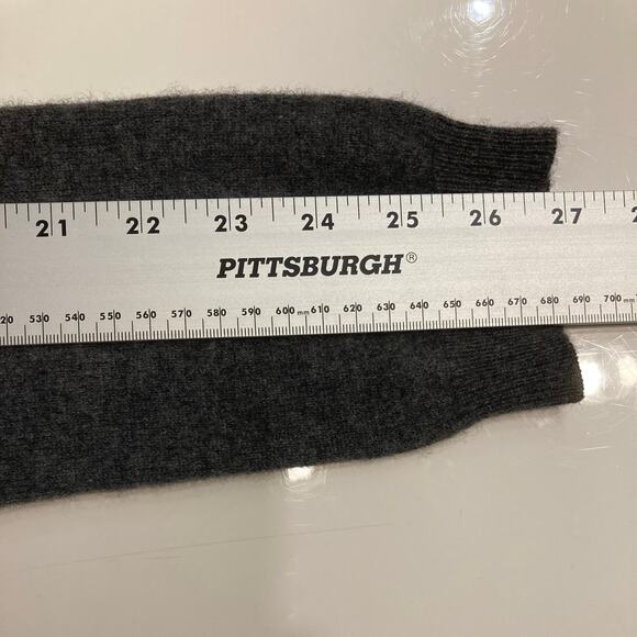 Nwot THEORY Sweater Women L Cashmere Grey Scoop-Neck Long-Sleeve - Picture 9 of 9